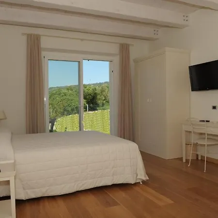 Giardino Suites&spa 4*