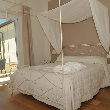 Giardino Suites&spa Szálloda 4*