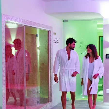 Hotel Giardino Suites&spa 4*