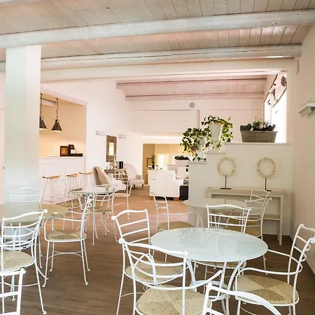 Giardino Suites&spa ホテル ヌマーナ