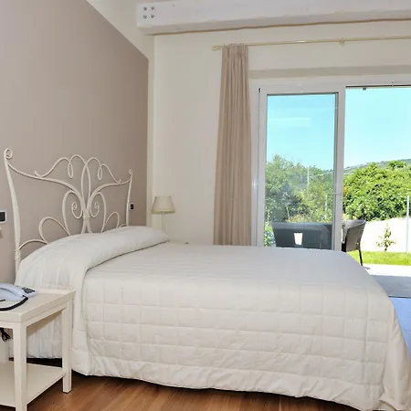 Giardino Suites&spa Hotel 4*