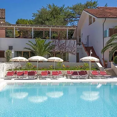 فندق Giardino Suites&spa نومانا