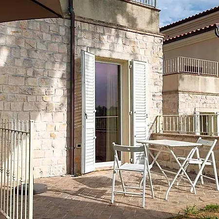 Giardino Suites&spa 4* نومانا
