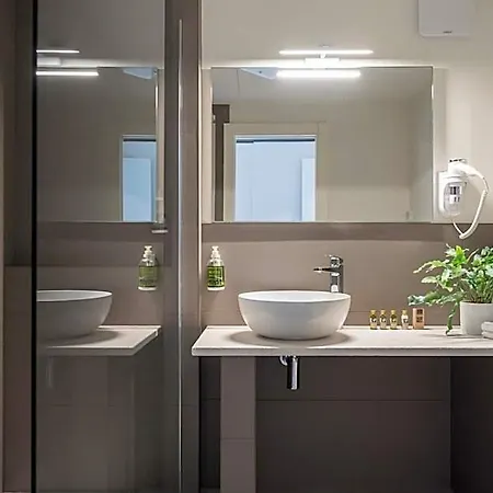 فندق Giardino Suites&spa نومانا