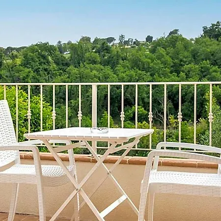Giardino Suites&spa 4*