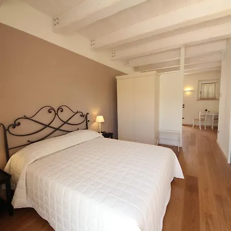 Giardino Suites&spa 4*