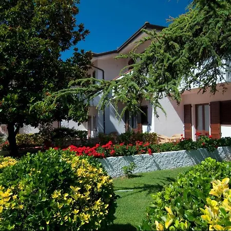 Giardino Suites&spa 4*