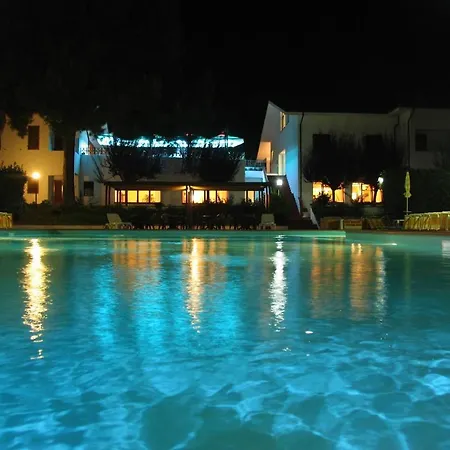 Giardino Suites&spa Hotel 4*