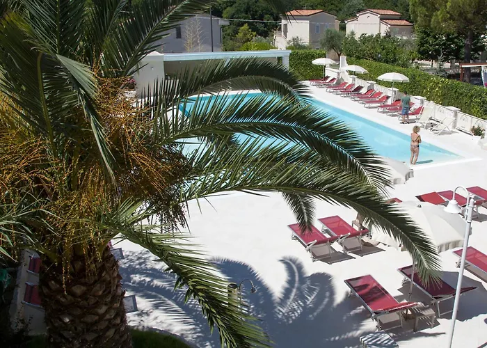 Hotel Giardino Suites&spa 4*